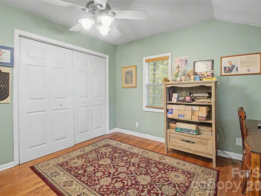 76 Winsome Trail, Hendersonville, NC 28739.  MLS# CAR4394583, YatesRealty ID 33017. 