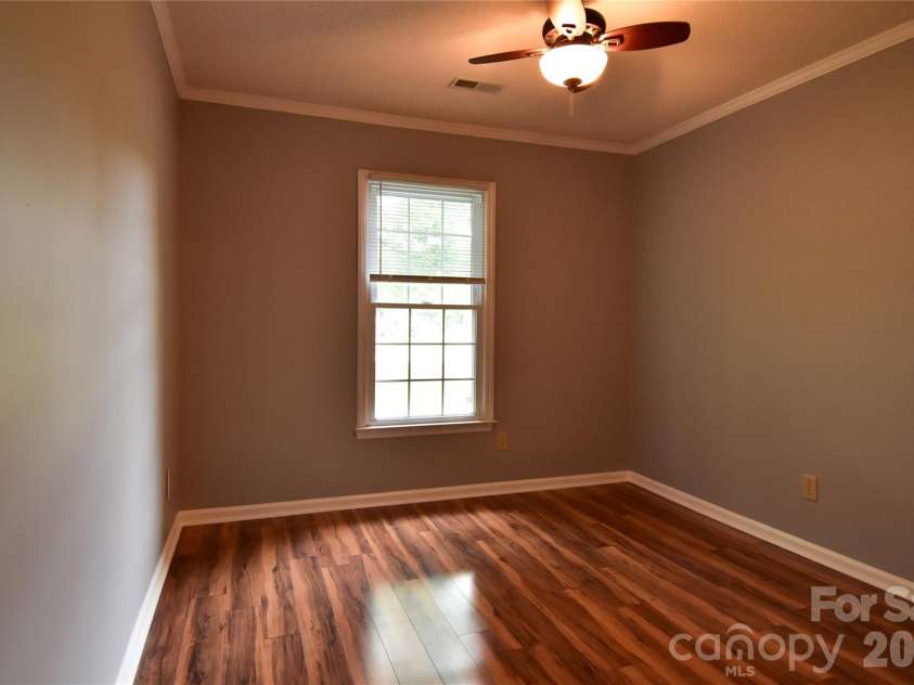 14030 Kedleston Road, Huntersville, NC 28078.  MLS# CAR4390622, YatesRealty ID 33019. 