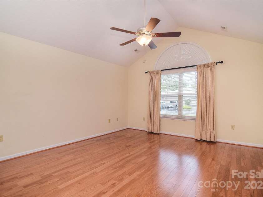 3065 Polo View Lane, Matthews, NC 28105.  MLS# CAR4289675, YatesRealty ID 33019. 