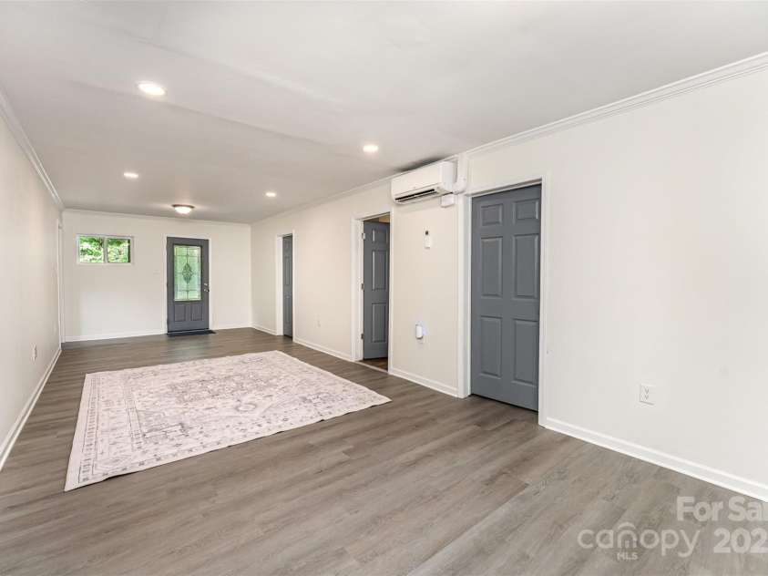 112 Lineberger Street, Stanley, NC 28164.  MLS# CAR4266486, YatesRealty ID 33020. 