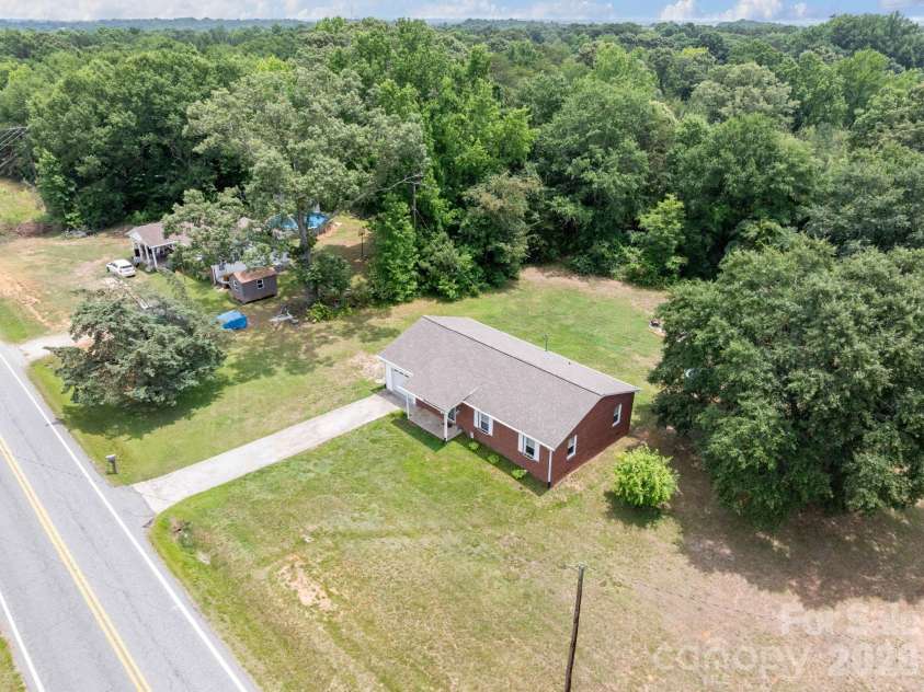 1674 Harris Henrietta Road, Forest City, NC 28043.  MLS# CAR4391608, YatesRealty ID 33021. 