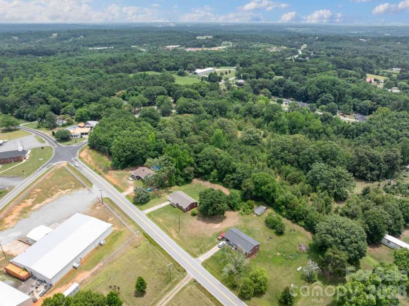 1674 Harris Henrietta Road, Forest City, NC 28043.  MLS# CAR4391608, YatesRealty ID 33021. 
