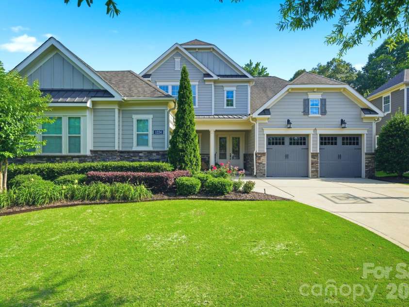 1224 Edbrooke Lane, Fort Mill, SC 29715.  MLS# CAR4392759, YatesRealty ID 33022. 