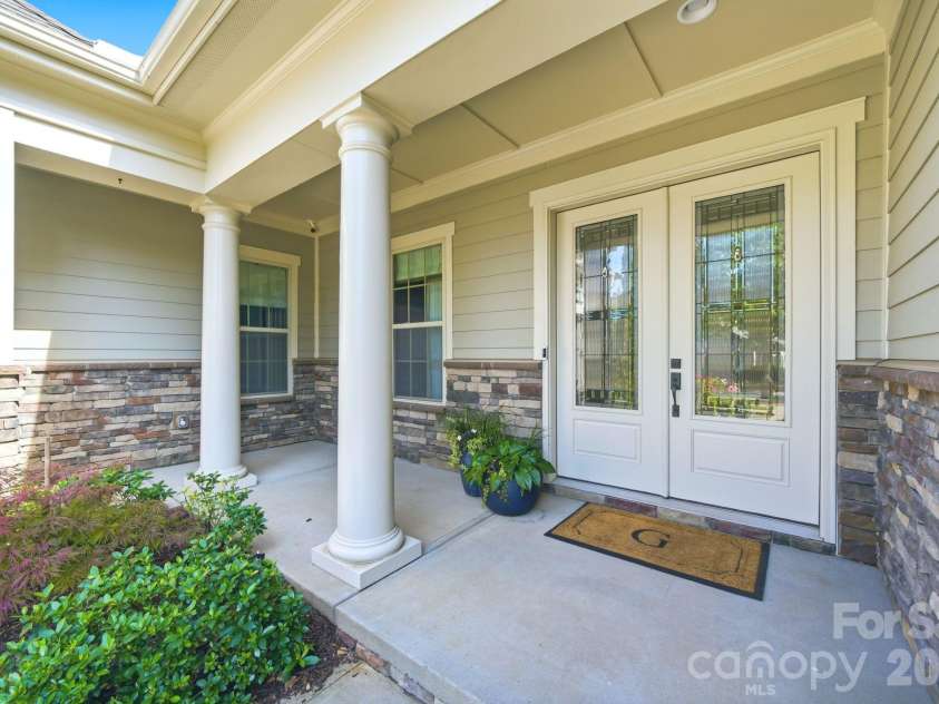 1224 Edbrooke Lane, Fort Mill, SC 29715.  MLS# CAR4392759, YatesRealty ID 33022. 