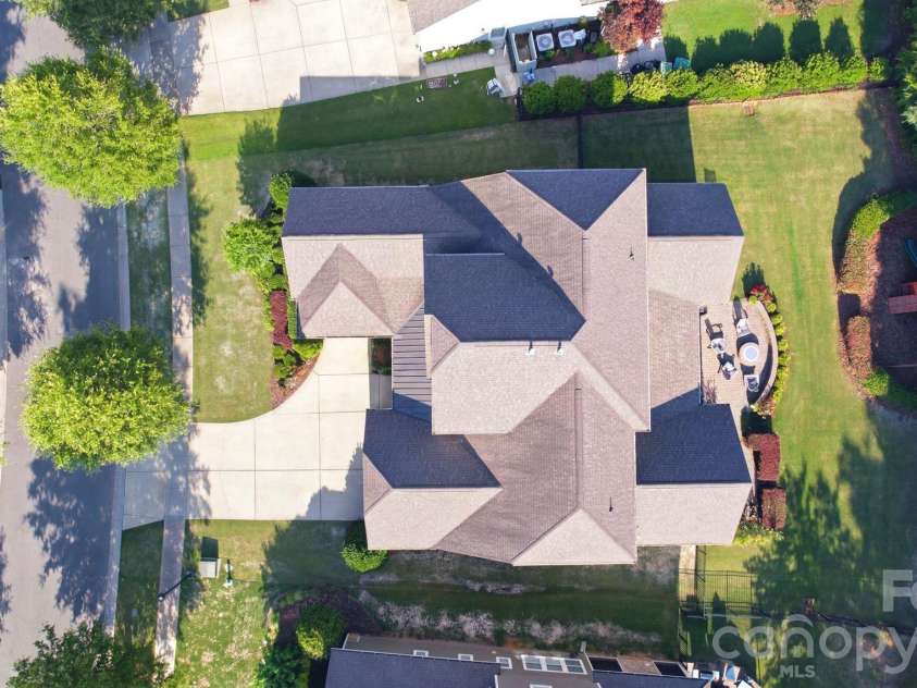 1224 Edbrooke Lane, Fort Mill, SC 29715.  MLS# CAR4392759, YatesRealty ID 33022. 