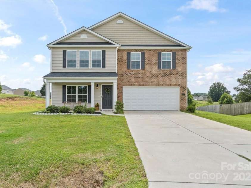 155 Rebecca Avenue, Lexington, NC 27295.  MLS# CAR4284229, YatesRealty ID 33023. 155 Rebecca Ave has serene views from the covered front porch and behind the home as well