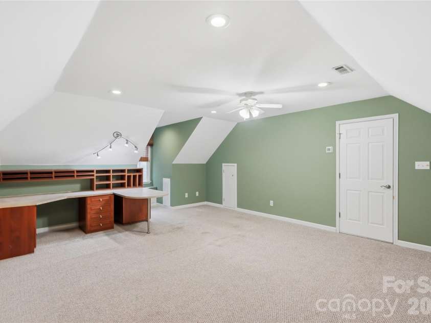 263 Quiet Waters Road, Belmont, NC 28012.  MLS# CAR4392874, YatesRealty ID 33024. 