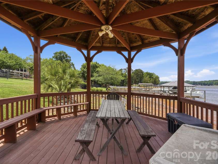 263 Quiet Waters Road, Belmont, NC 28012.  MLS# CAR4392874, YatesRealty ID 33024. 