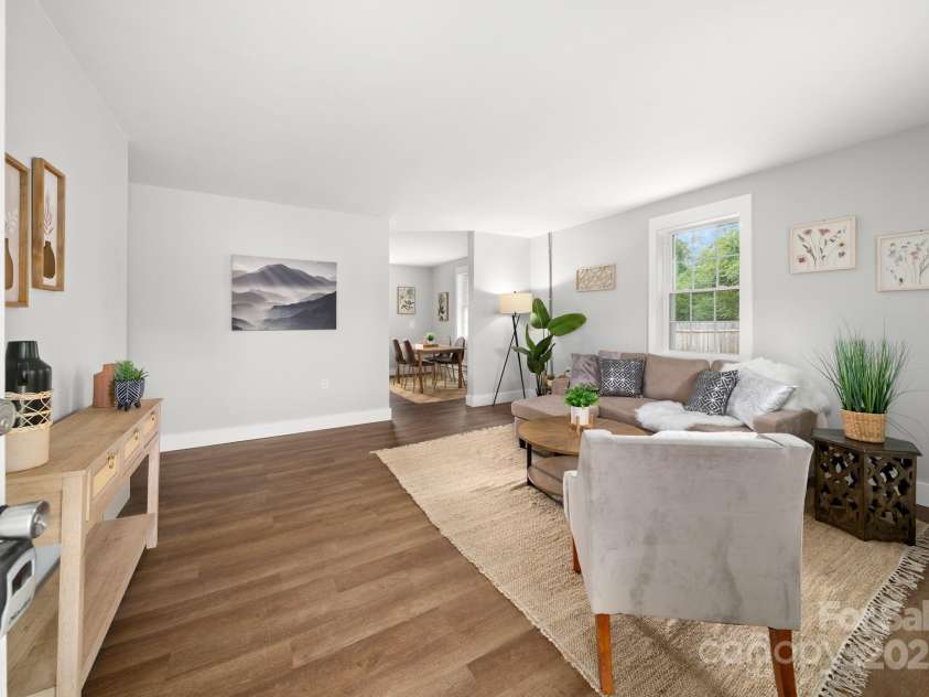 75 Darity Road, Fletcher, NC 28732.  MLS# CAR4292600, YatesRealty ID 33025. 