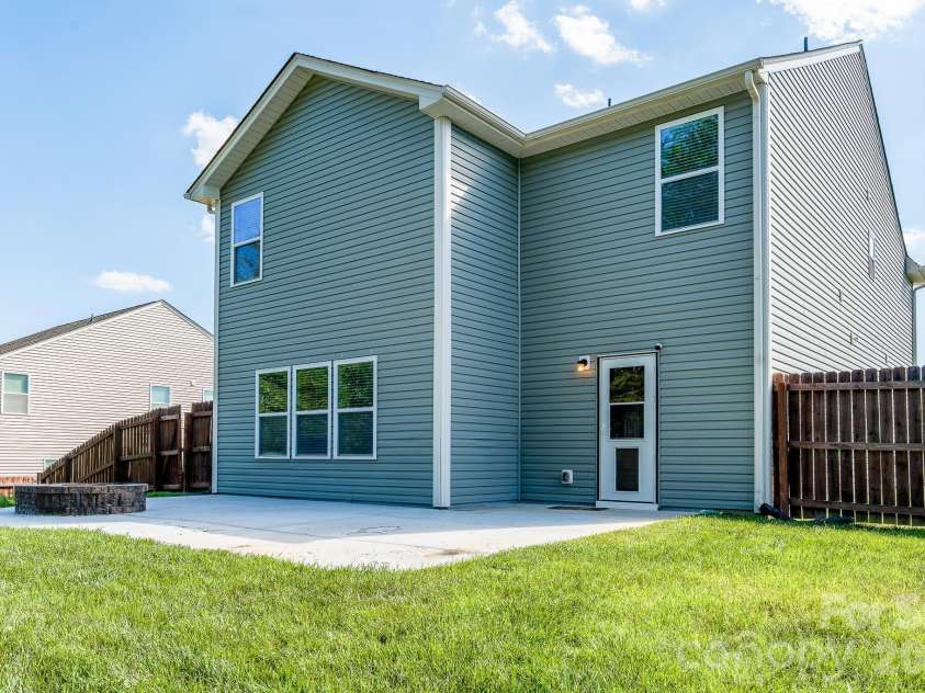 7157 Sonja Drive, Clover, SC 29710.  MLS# CAR4379309, YatesRealty ID 33026. 