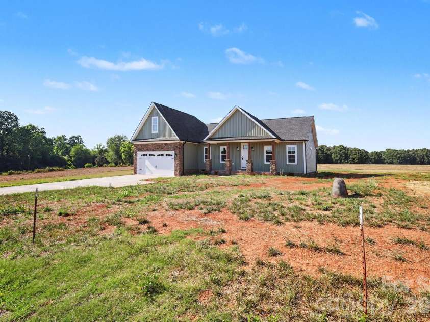 190 Goodnight Road, Salisbury, NC 28147.  MLS# CAR4393207, YatesRealty ID 33027. 