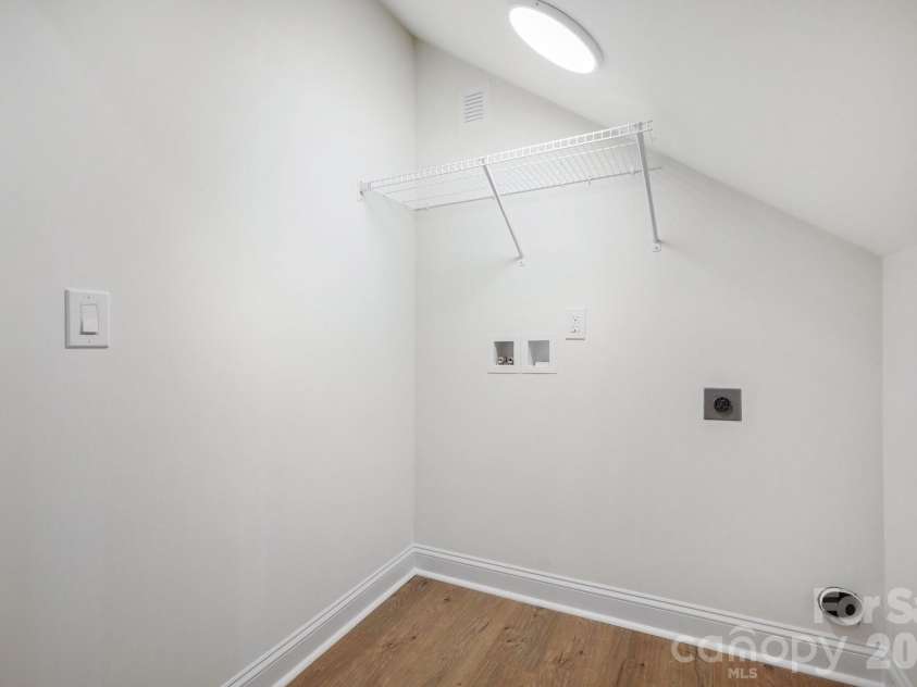 190 Goodnight Road, Salisbury, NC 28147.  MLS# CAR4393207, YatesRealty ID 33027. 