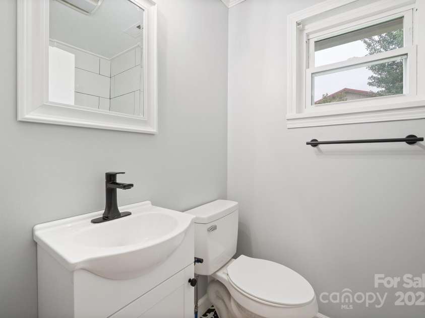 329 Chestnut Street, Yadkinville, NC 27055.  MLS# CAR4285900, YatesRealty ID 33027. 