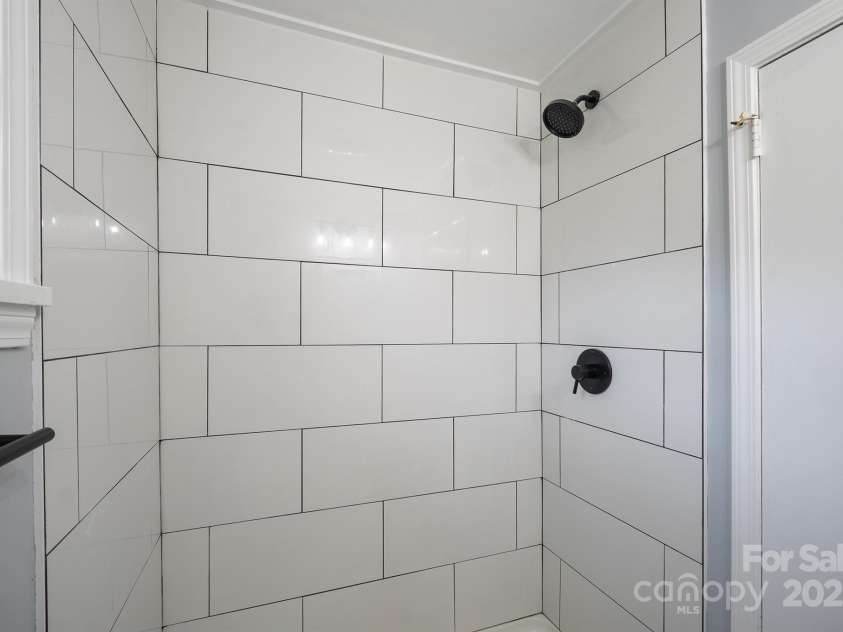 329 Chestnut Street, Yadkinville, NC 27055.  MLS# CAR4285900, YatesRealty ID 33027. 