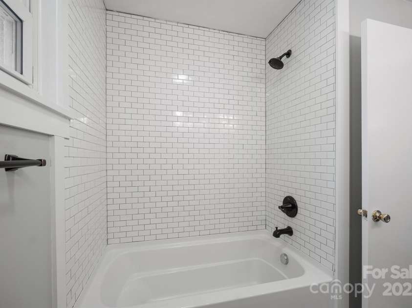 329 Chestnut Street, Yadkinville, NC 27055.  MLS# CAR4285900, YatesRealty ID 33027. 