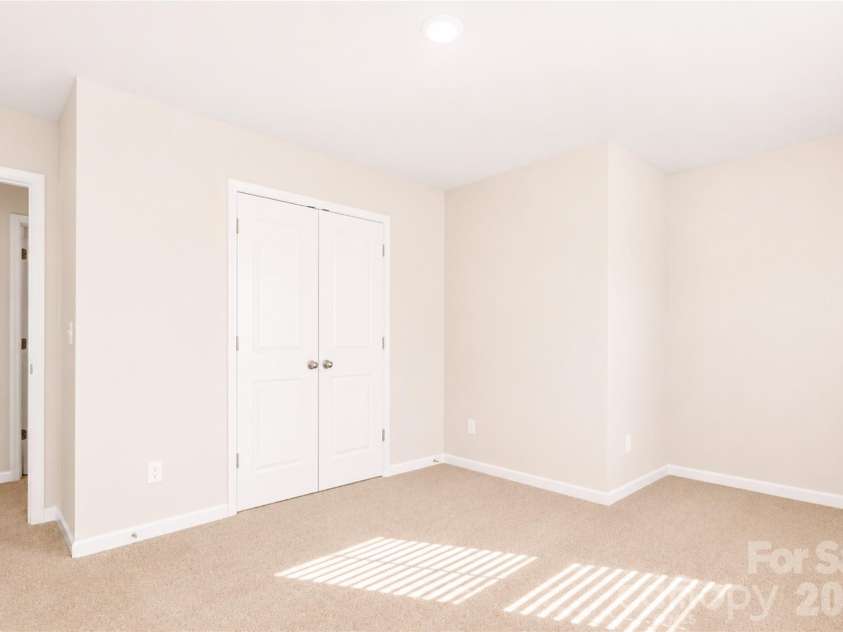 207 Roxanna Court, Shelby, NC 28152.  MLS# CAR4392441, YatesRealty ID 33028. 