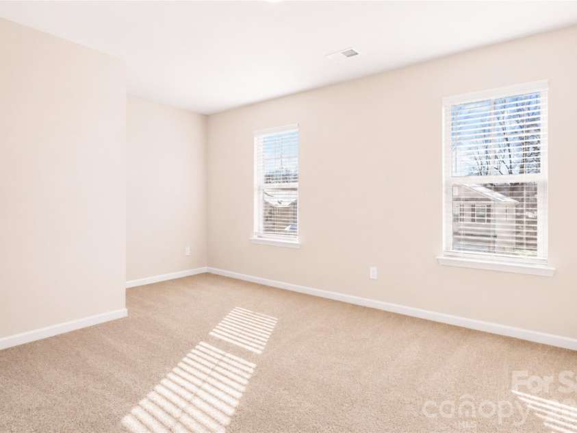 207 Roxanna Court, Shelby, NC 28152.  MLS# CAR4392441, YatesRealty ID 33028. 