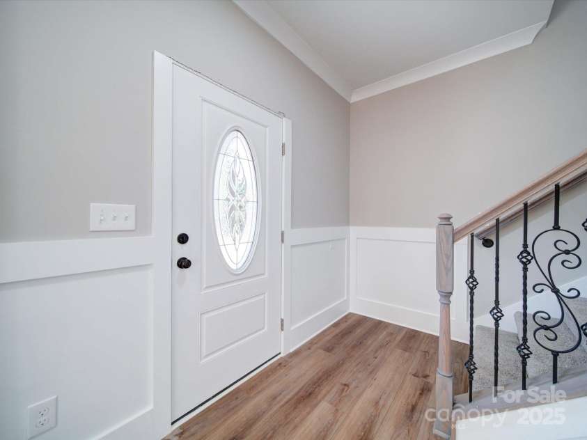 4731 Whispering Oaks Drive, Charlotte, NC 28213.  MLS# CAR4240282, YatesRealty ID 3303. 