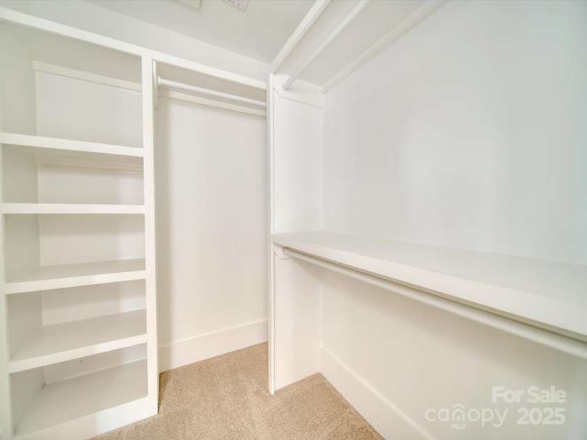 4731 Whispering Oaks Drive, Charlotte, NC 28213.  MLS# CAR4240282, YatesRealty ID 3303. Photo Representation