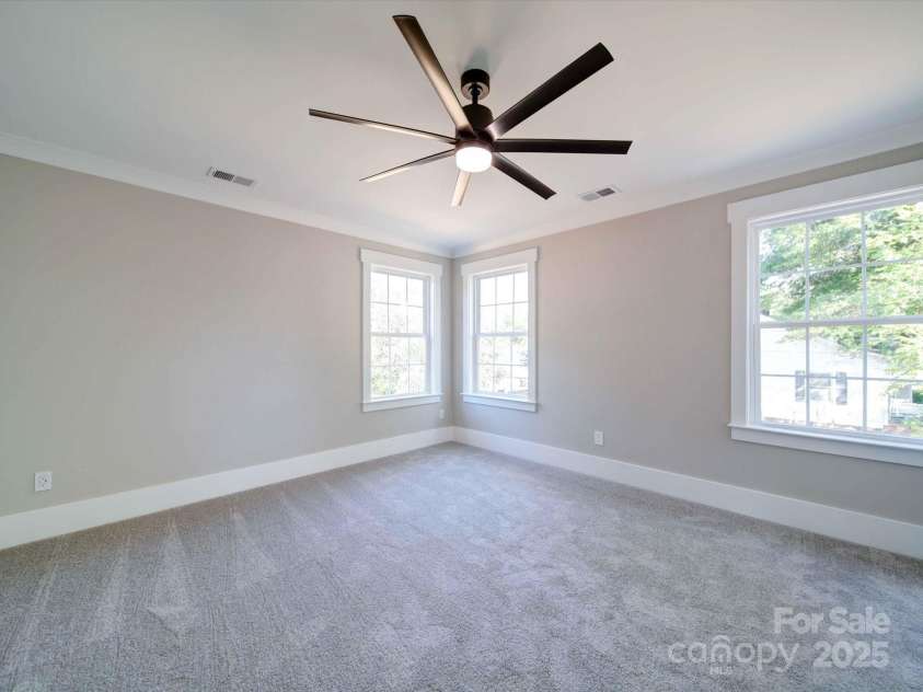 4731 Whispering Oaks Drive, Charlotte, NC 28213.  MLS# CAR4240282, YatesRealty ID 3303. Photo Representation