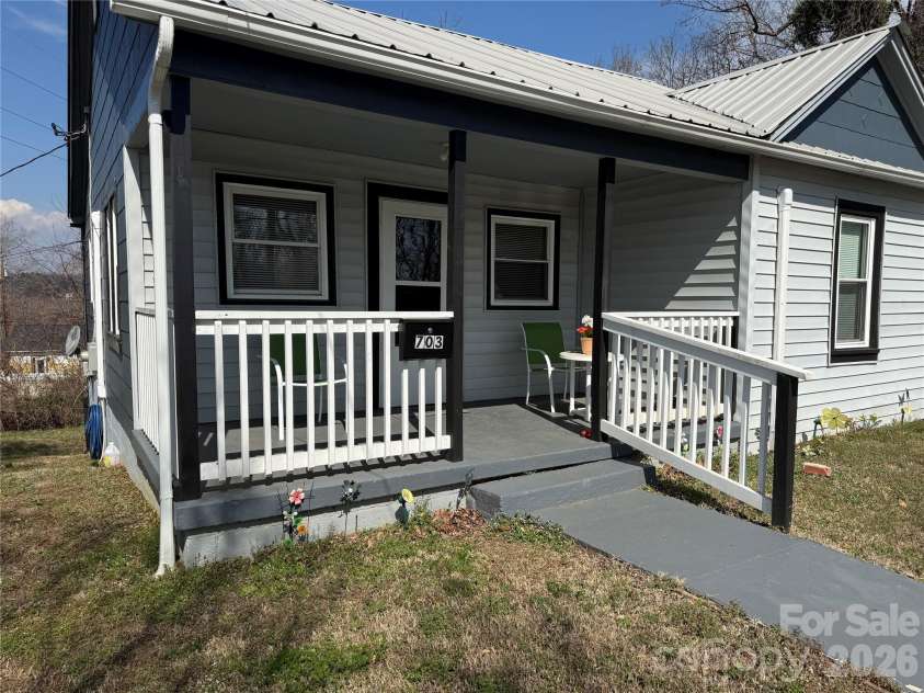 703 Stage Street, Lenoir, NC 28645.  MLS# CAR4354953, YatesRealty ID 3303. 