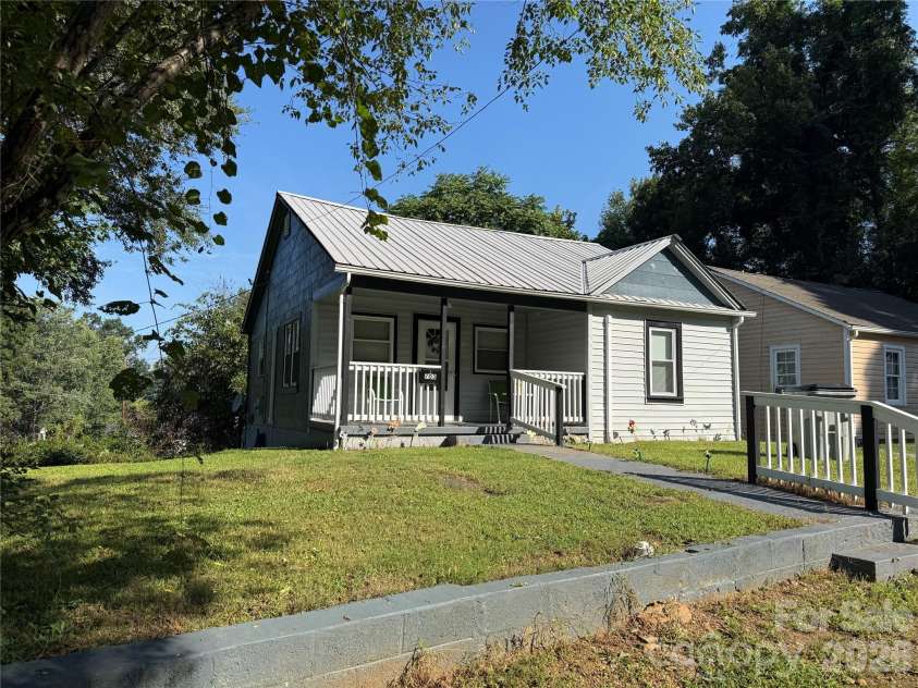 703 Stage Street, Lenoir, NC 28645.  MLS# CAR4420298, YatesRealty ID 3303. 