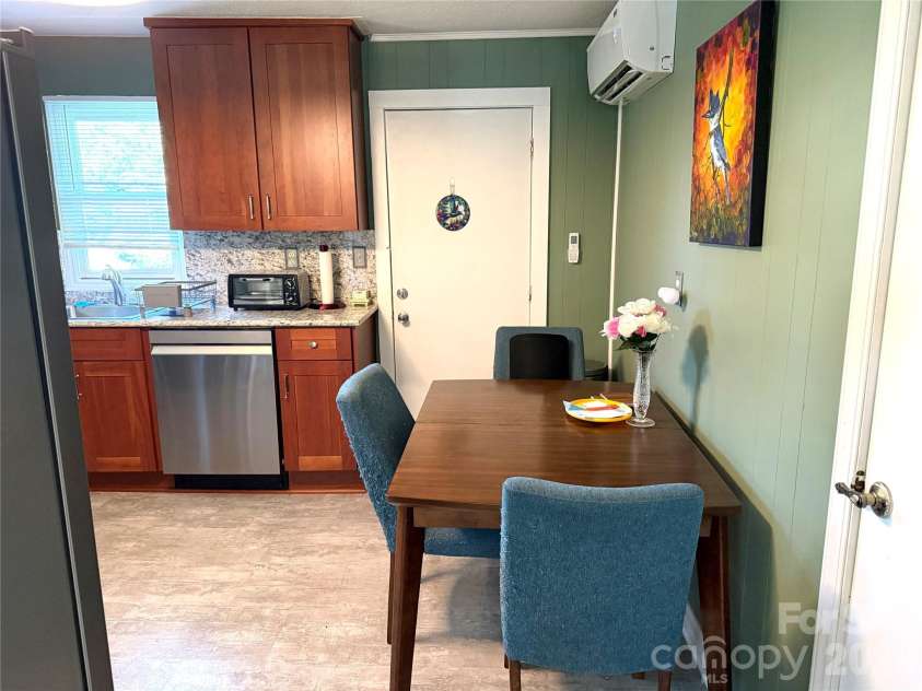 703 Stage Street, Lenoir, NC 28645.  MLS# CAR4420298, YatesRealty ID 3303. 