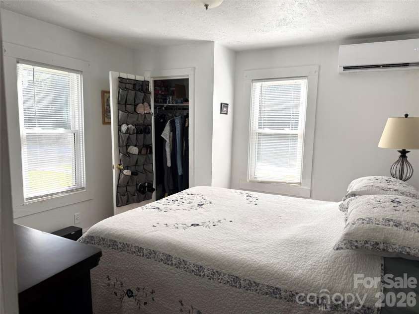 703 Stage Street, Lenoir, NC 28645.  MLS# CAR4420298, YatesRealty ID 3303. 