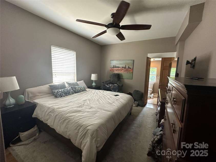 47 Douglas Avenue, Concord, NC 28025.  MLS# CAR4288430, YatesRealty ID 33030. 