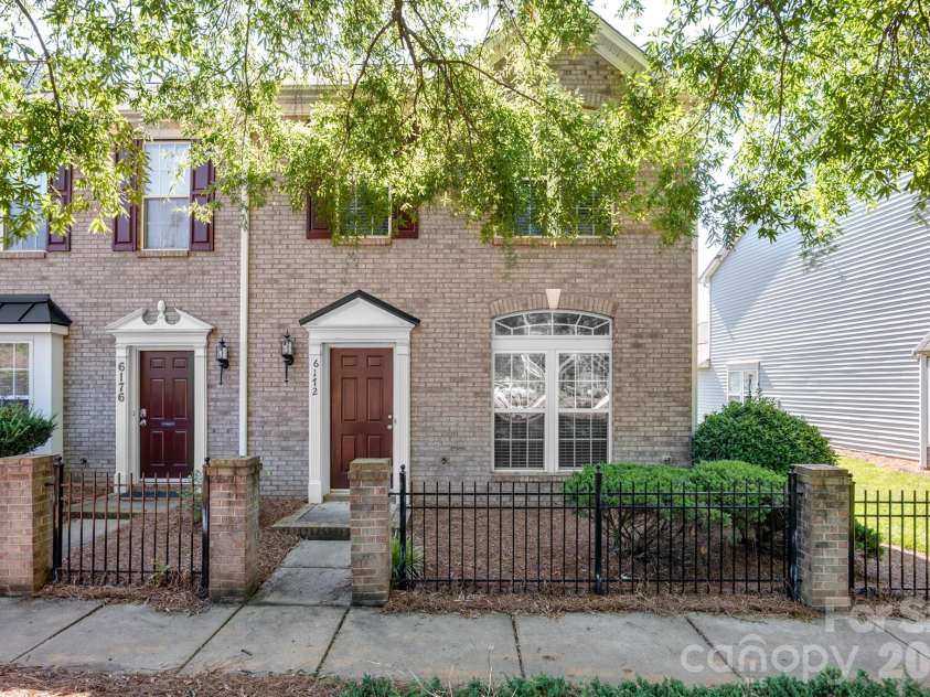 6172 Prosperity Church Road, Charlotte, NC 28269.  MLS# CAR4396079, YatesRealty ID 33030. 