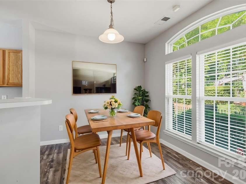 6172 Prosperity Church Road, Charlotte, NC 28269.  MLS# CAR4396079, YatesRealty ID 33030. 