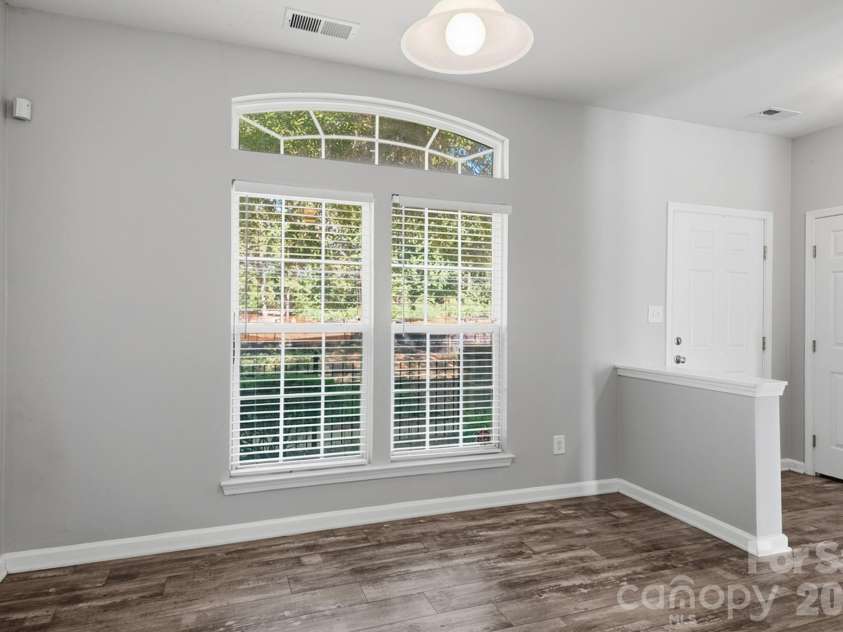 6172 Prosperity Church Road, Charlotte, NC 28269.  MLS# CAR4396079, YatesRealty ID 33030. 
