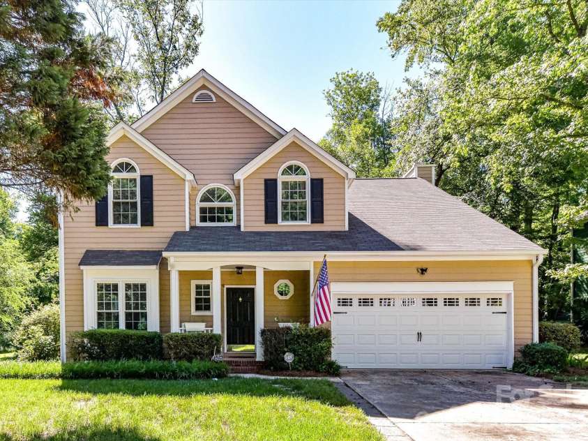 4411 Poplar Grove Drive, Charlotte, NC 28269.  MLS# CAR4396983, YatesRealty ID 33034. 