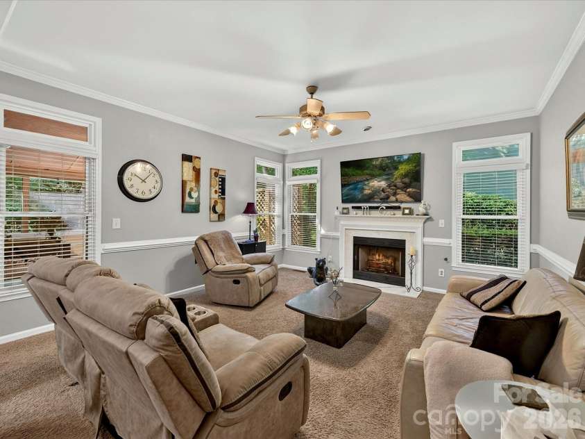 4411 Poplar Grove Drive, Charlotte, NC 28269.  MLS# CAR4396983, YatesRealty ID 33034. 