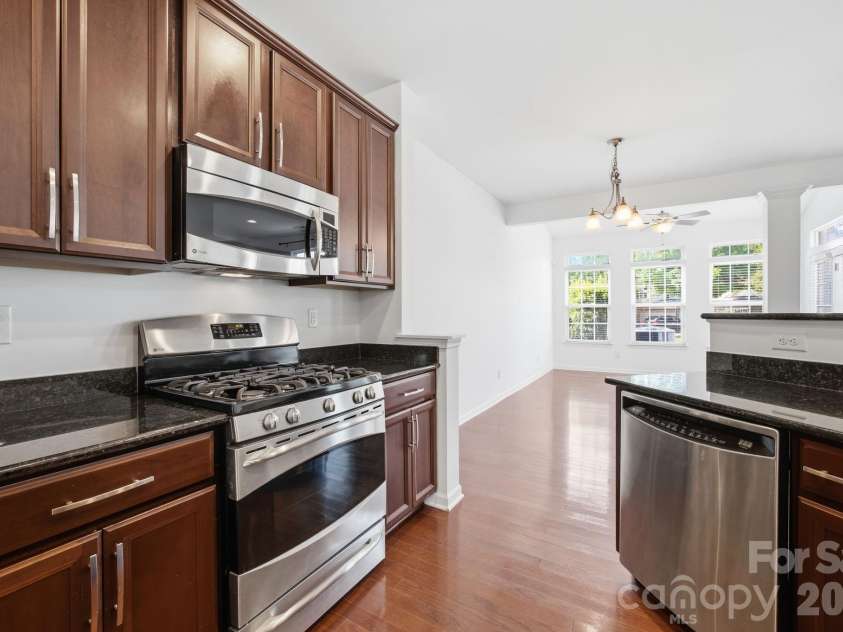 2162 Belle Vernon Avenue, Charlotte, NC 28210.  MLS# CAR4387796, YatesRealty ID 33035. 