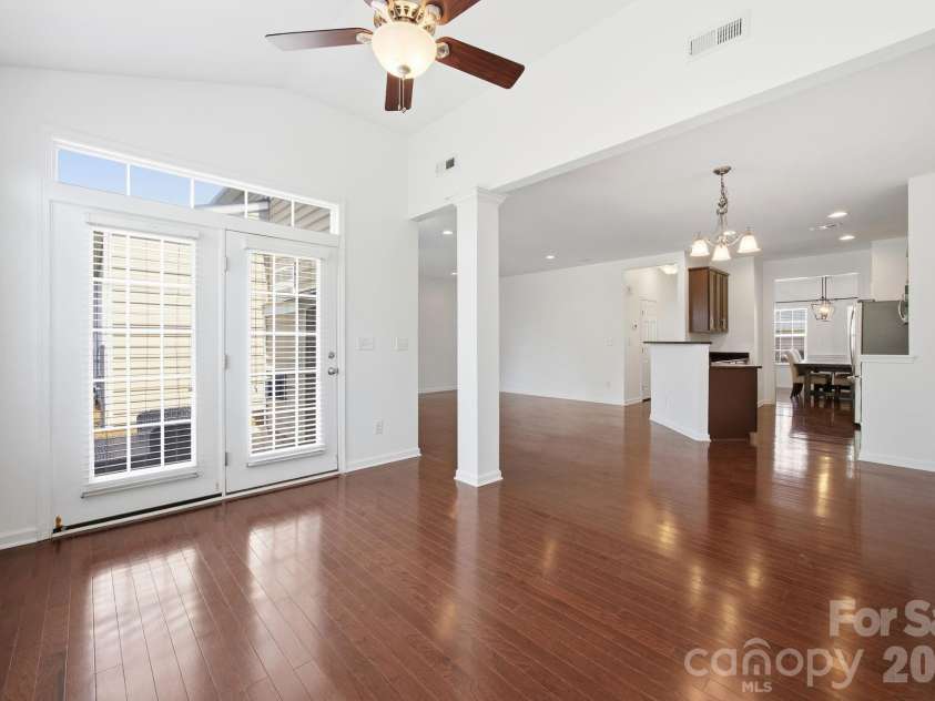 2162 Belle Vernon Avenue, Charlotte, NC 28210.  MLS# CAR4387796, YatesRealty ID 33035. 
