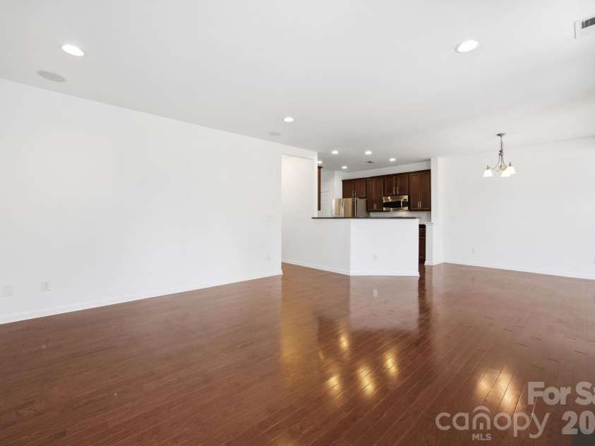 2162 Belle Vernon Avenue, Charlotte, NC 28210.  MLS# CAR4387796, YatesRealty ID 33035. 