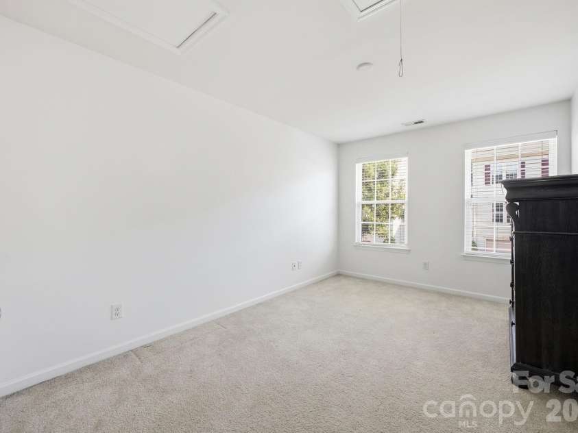 2162 Belle Vernon Avenue, Charlotte, NC 28210.  MLS# CAR4387796, YatesRealty ID 33035. 