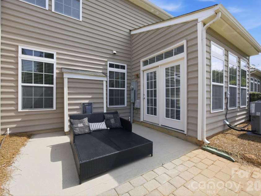 2162 Belle Vernon Avenue, Charlotte, NC 28210.  MLS# CAR4387796, YatesRealty ID 33035. 