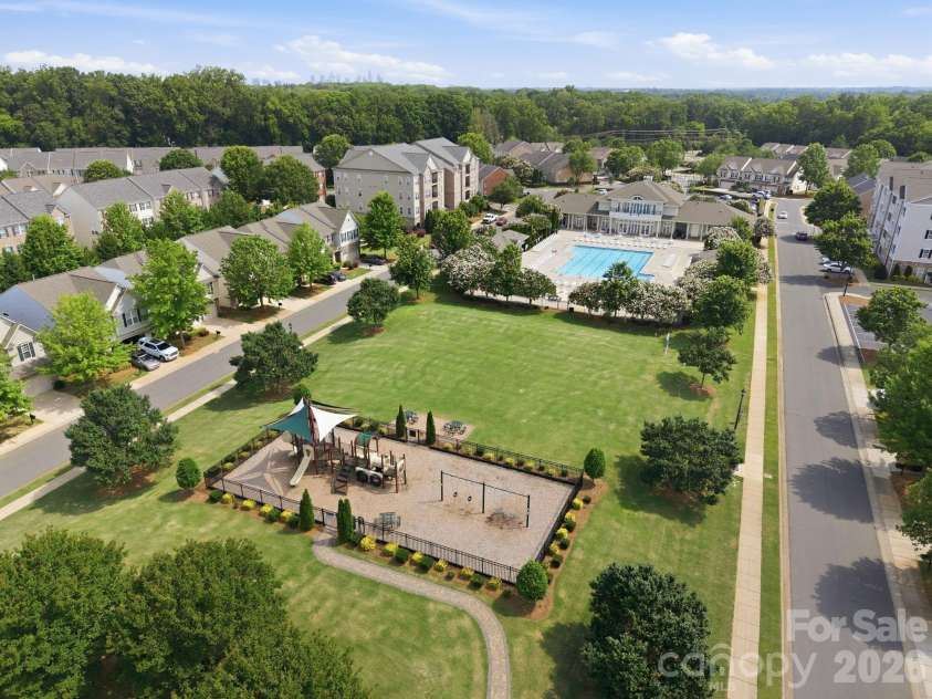 2162 Belle Vernon Avenue, Charlotte, NC 28210.  MLS# CAR4387796, YatesRealty ID 33035. 
