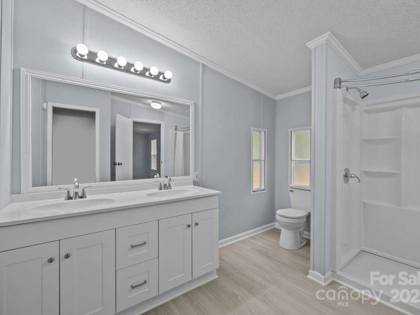 302 Forest Winds Drive, Salisbury, NC 28144.  MLS# CAR4291334, YatesRealty ID 33035. 