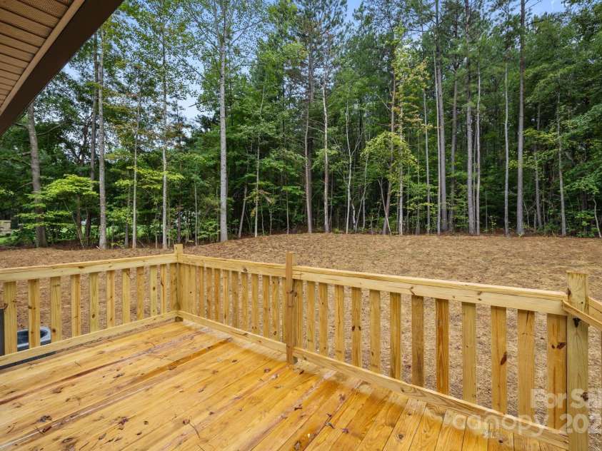 302 Forest Winds Drive, Salisbury, NC 28144.  MLS# CAR4291334, YatesRealty ID 33035. 
