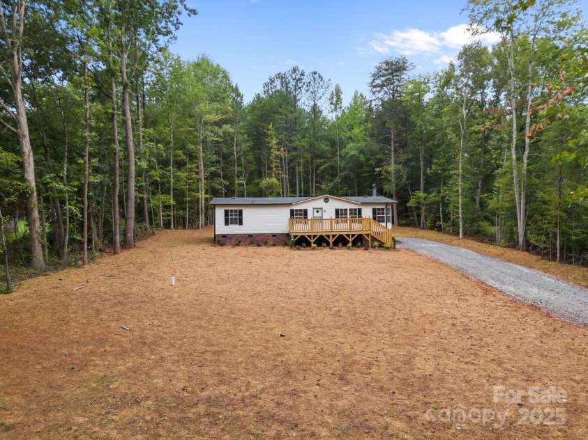 302 Forest Winds Drive, Salisbury, NC 28144.  MLS# CAR4315984, YatesRealty ID 33035. 