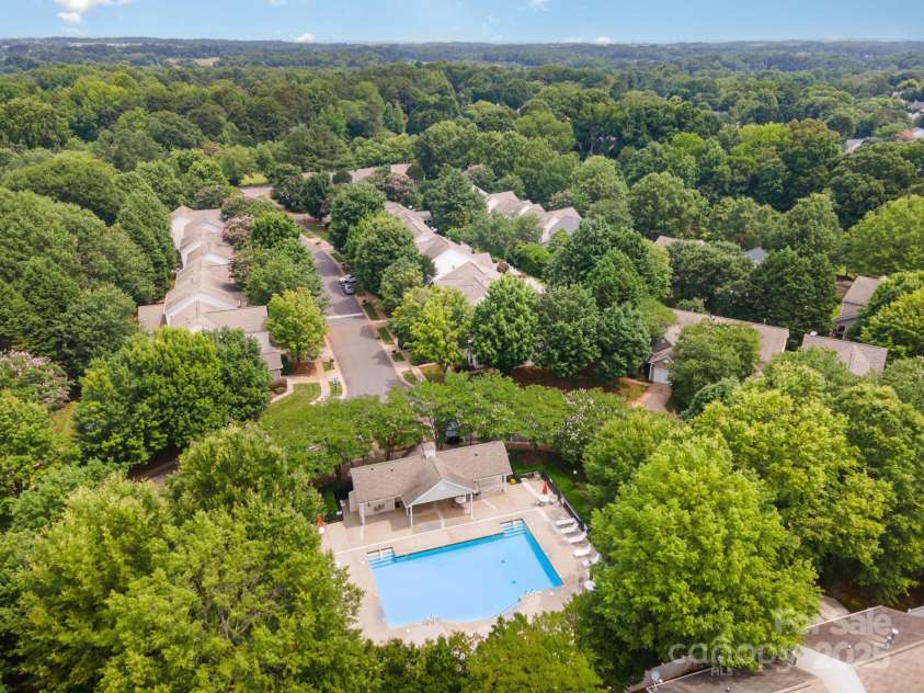 4703 David Cox Road, Charlotte, NC 28269.  MLS# CAR4271836, YatesRealty ID 33036. 