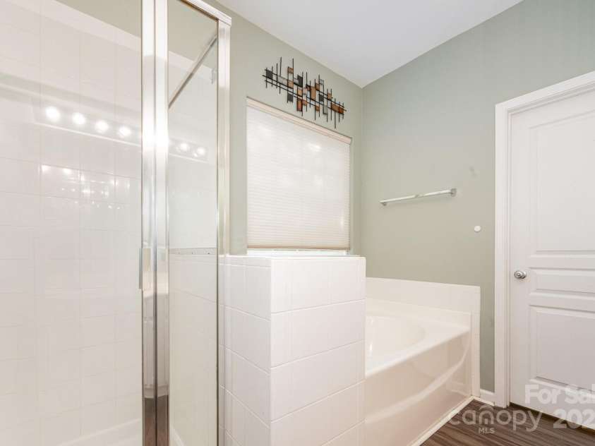 4703 David Cox Road, Charlotte, NC 28269.  MLS# CAR4271836, YatesRealty ID 33036. 