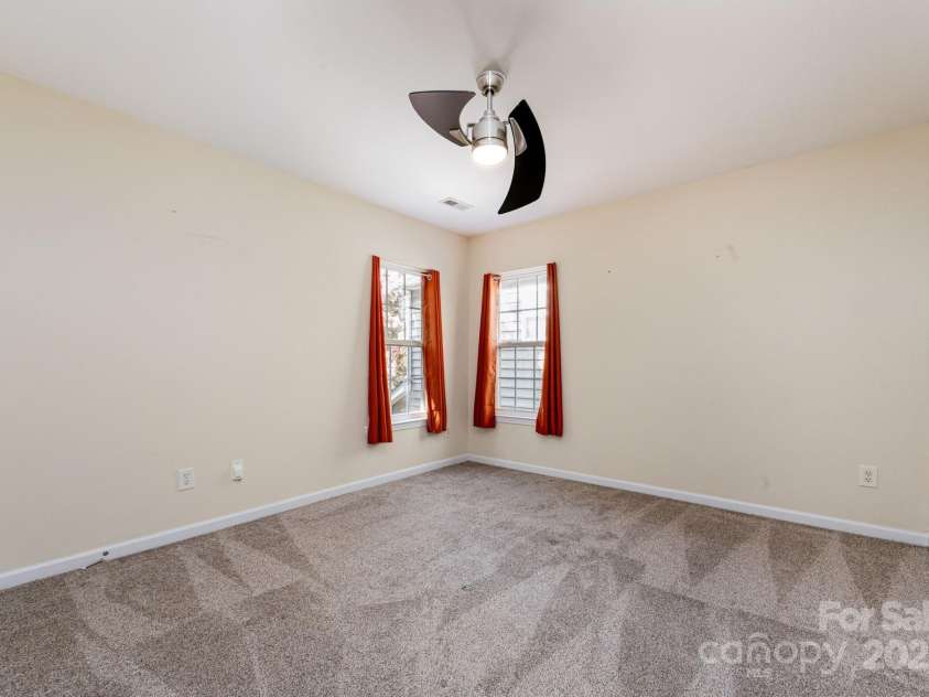 4703 David Cox Road, Charlotte, NC 28269.  MLS# CAR4271836, YatesRealty ID 33036. 