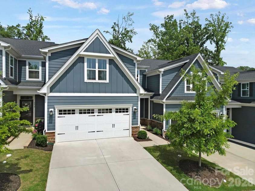 888 Prince Garret Way, Denver, NC 28037.  MLS# CAR4394543, YatesRealty ID 33036. 