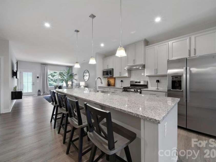 888 Prince Garret Way, Denver, NC 28037.  MLS# CAR4394543, YatesRealty ID 33036. 