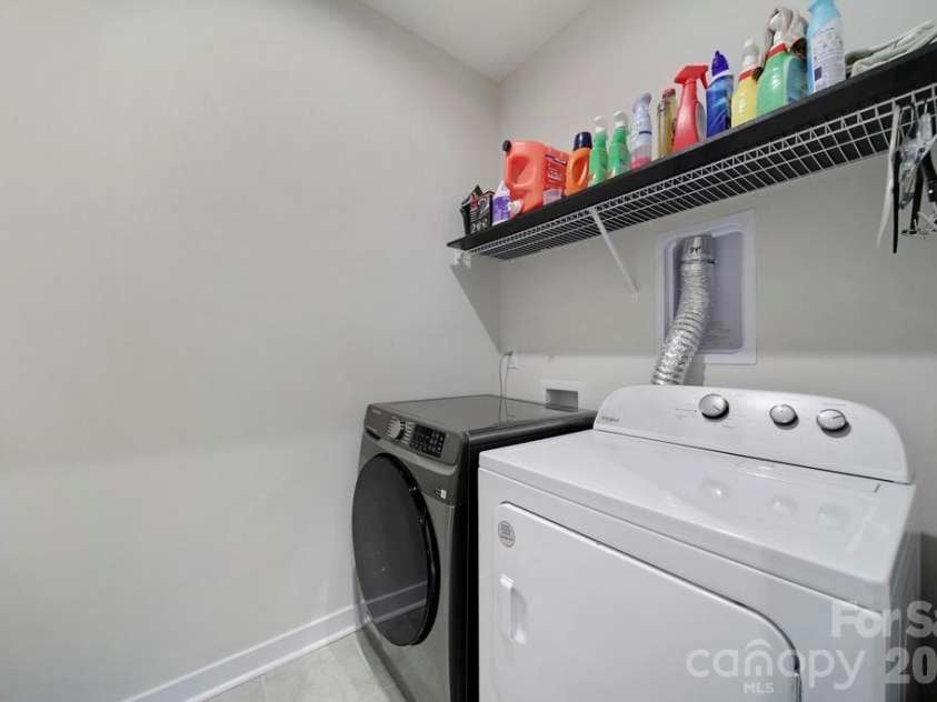 888 Prince Garret Way, Denver, NC 28037.  MLS# CAR4394543, YatesRealty ID 33036. 
