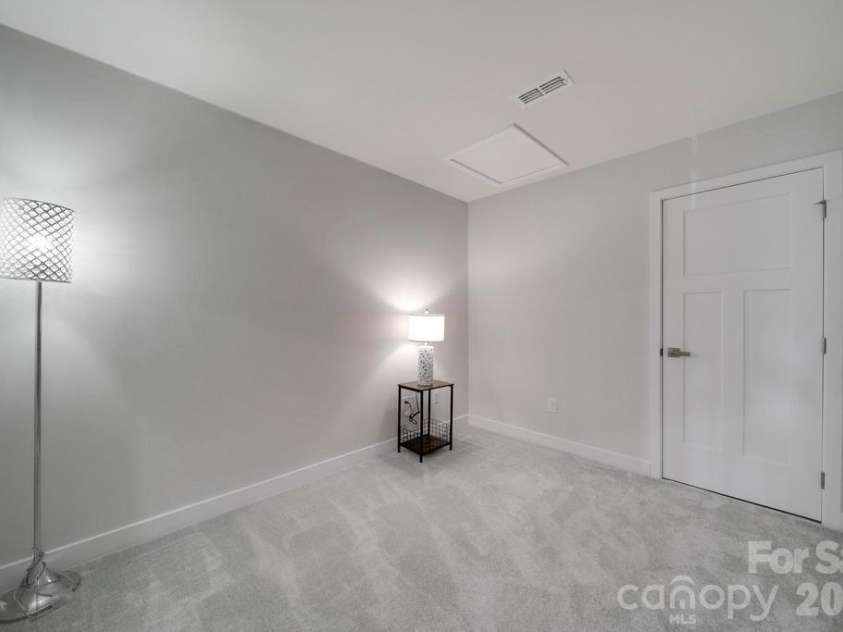 888 Prince Garret Way, Denver, NC 28037.  MLS# CAR4394543, YatesRealty ID 33036. 